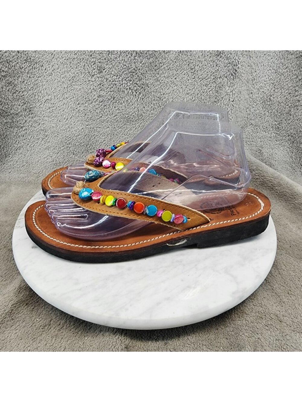 Pies Bonitos Shoes Womens Size 7.5 Brown Leather Beaded Thong Sandals *Read*